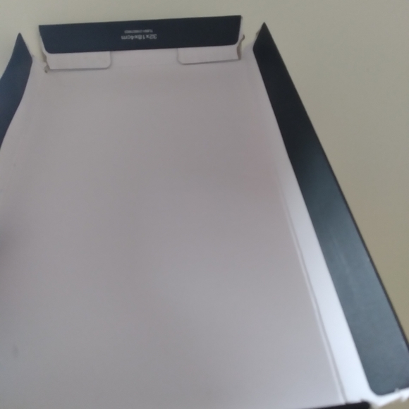 Naturalizer Morrison leather fashion white sneakers, 10 wide, good condition - Picture 15 of 16